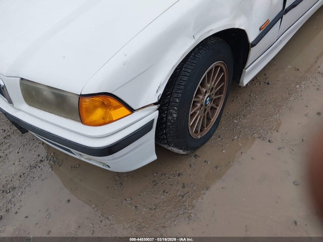 1998 Bmw 328ic მანქანა იყიდება აუქციონზე, vin: WBABK8325WEY89241, აუქციონის ნომერი: 44530037