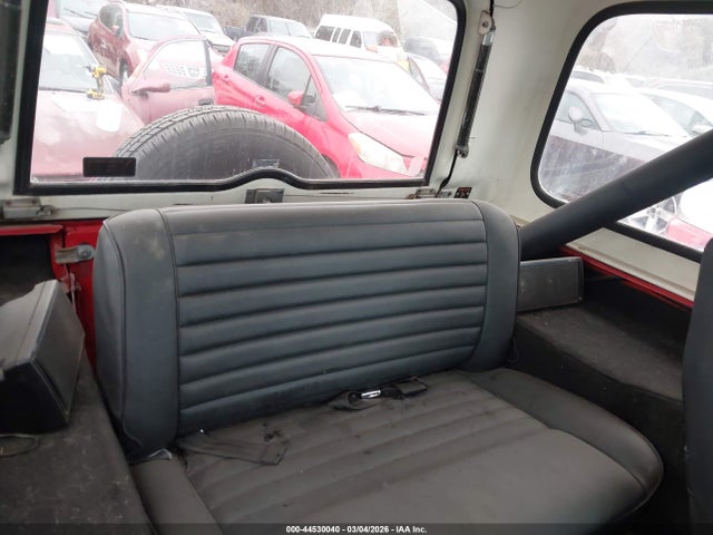Продаж на аукціоні авто 1983 Jeep Jeep Cj7, vin: 1JCCN87E5DT076766, номер лоту: 44530040