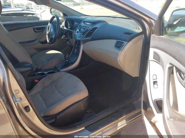 Hyundai ELANTRA SE 2014 5NPDH4AE3EH514673 Image 5