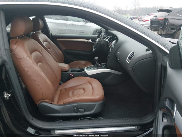 2010 Audi A5 2.0t Premium მანქანა იყიდება აუქციონზე, vin: WAURFAFRXAA077663, აუქციონის ნომერი: 44530080