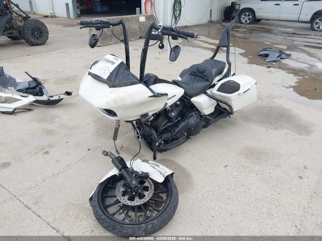 2018 HARLEY-DAVIDSON FLTRXS 1HD1KTC14JB679358 Photo 1