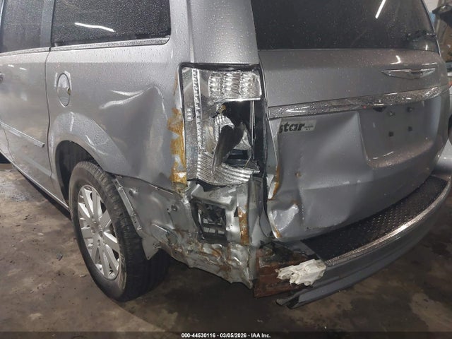2014 Chrysler Town & Country Touring მანქანა იყიდება აუქციონზე, vin: 2C4RC1BGXER417931, აუქციონის ნომერი: 44530116