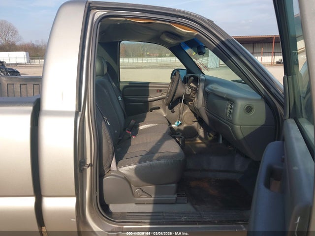 44530144 :رقم المزاد ، 1GTEC14V13Z262909 vin ، 2003 Gmc Sierra 1500 Work Truck مزاد بيع