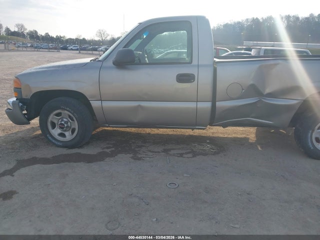 44530144 :رقم المزاد ، 1GTEC14V13Z262909 vin ، 2003 Gmc Sierra 1500 Work Truck مزاد بيع