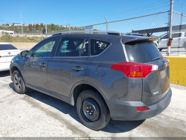 JTMWFREV3FJ036463 Toyota Rav4 Xle