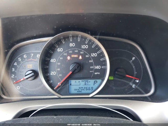 JTMWFREV3FJ036463 Toyota Rav4 Xle