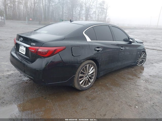 44530158 :رقم المزاد ، JN1EV7AR5JM438376 vin ، 2018 Infiniti Q50 3.0t Luxe مزاد بيع