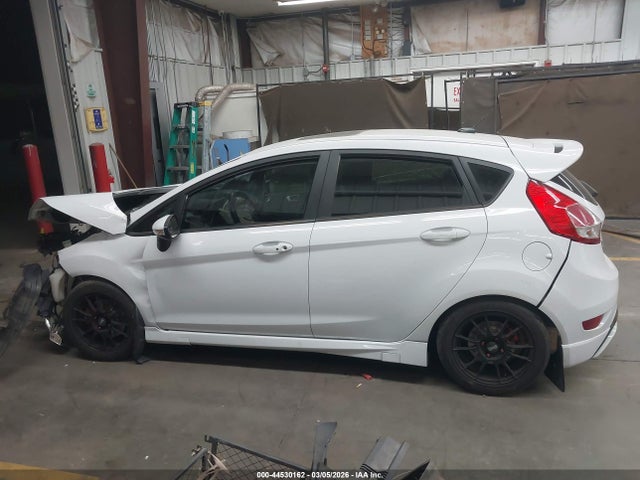 Ford FIESTA ST 2015 3FADP4GX6FM141822 Image 14