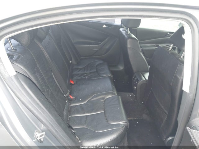 2008 Volkswagen Passat Lux მანქანა იყიდება აუქციონზე, vin: WVWEK73C28P044423, აუქციონის ნომერი: 44530180