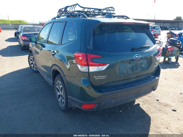 44530210 :رقم المزاد ، JF2SKAEC5NH484530 vin ، 2022 Subaru Forester Premium مزاد بيع