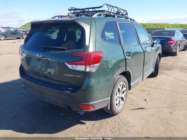 44530210 :رقم المزاد ، JF2SKAEC5NH484530 vin ، 2022 Subaru Forester Premium مزاد بيع