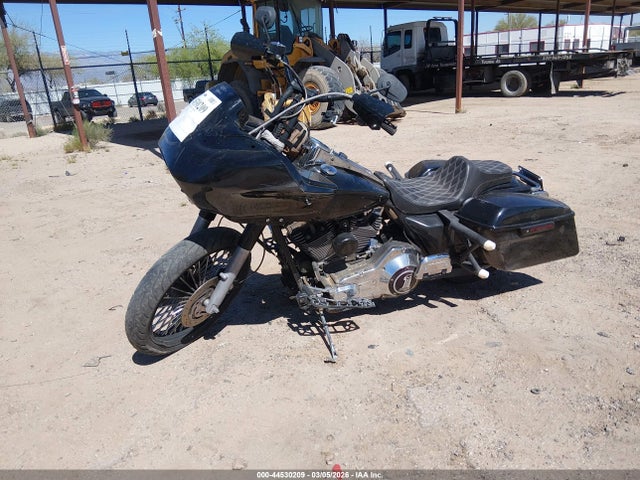 2003 HARLEY-DAVIDSON FLHPI 1HD1FHW133Y702951 Photo 1