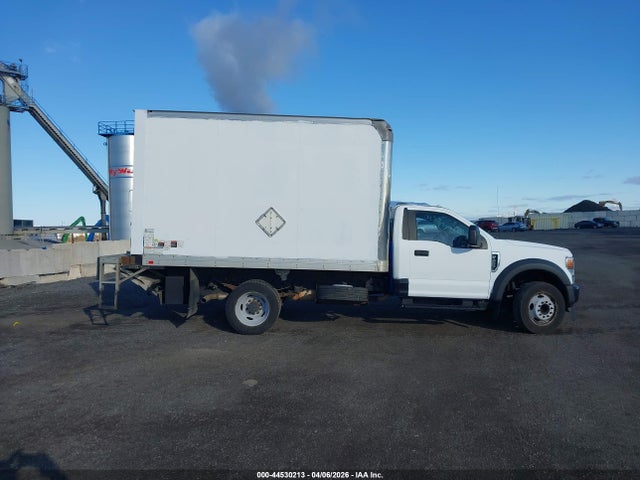 44530213 :رقم المزاد ، 1FDUF4GN1LED62446 vin ، 2020 Ford F-450 Chassis Xl مزاد بيع