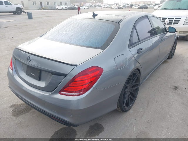 2015 MERCEDES-BENZ S 550 WDDUG8CBXFA187359 Photo 3