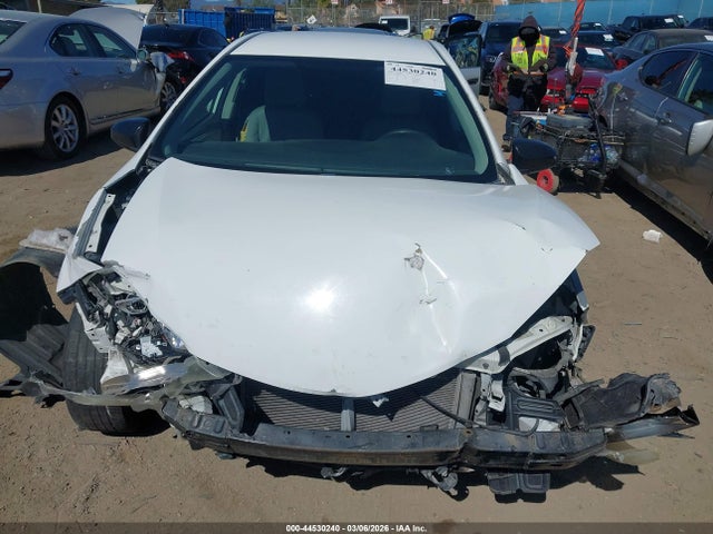 Toyota COROLLA LE 2014 5YFBURHE0EP077059 Image 13