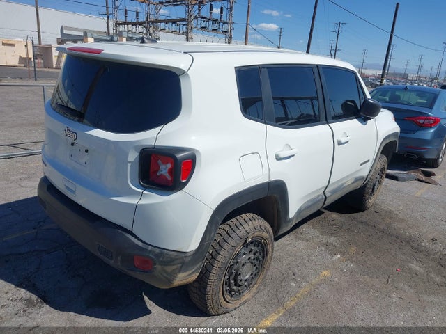 2023 JEEP RENEGADE ZACNJDB1XPPP67193 Photo 3