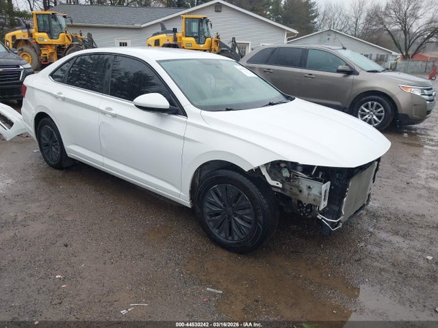 Volkswagen Jetta 1.4t R-line/1.4t S/1.4t Se 2019 3VWC57BUXKM077351 zdjęcie główne