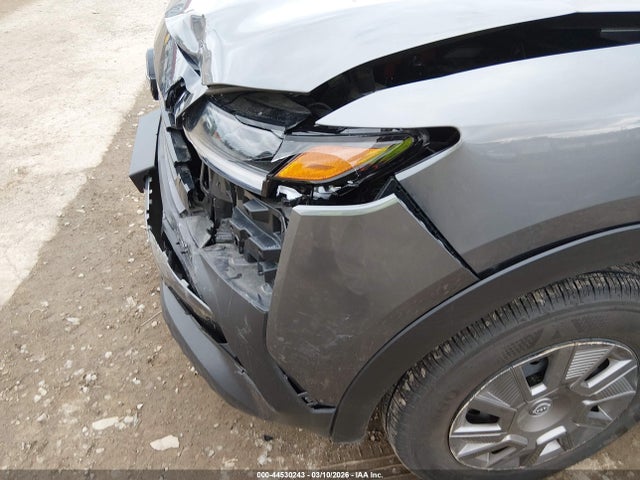 3N8AP6BA9SL378093 Nissan Kicks S Fwd