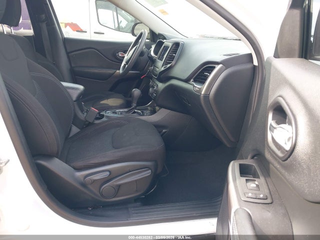 2020 Jeep Cherokee Latitude Fwd მანქანა იყიდება აუქციონზე, vin: 1C4PJLCB5LD595757, აუქციონის ნომერი: 44530282