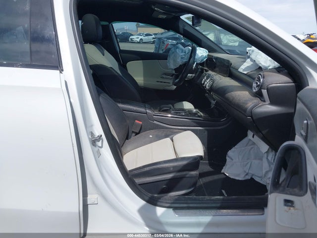 Продаж на аукціоні авто 2019 Mercedes-benz A 220, vin: WDD3G4EB3KW022316, номер лоту: 44530317