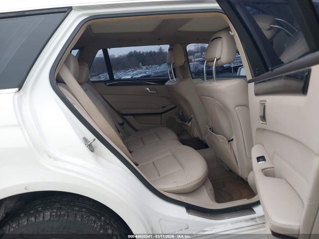 44530341 :رقم المزاد ، WDDHH8JB2EA805631 vin ، 2014 Mercedes-benz E 350 4matic مزاد بيع