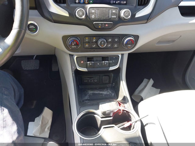 3GKALPEV8NL170808 GMC Terrain Fwd Slt