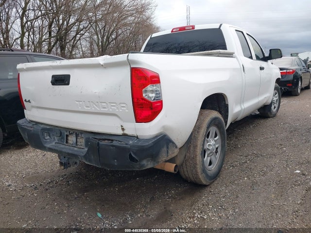 Aukcja sprzedaży 2017 Toyota Tundra Sr 5.7l V8, vin: 5TFUW5F13HX625184, numer aukcji: 44530368