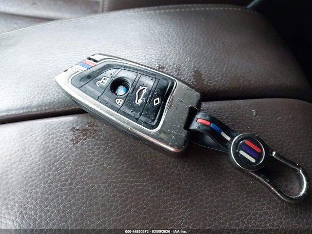 2016 BMW X5 5UXKR0C51G0S88500 Photo 10