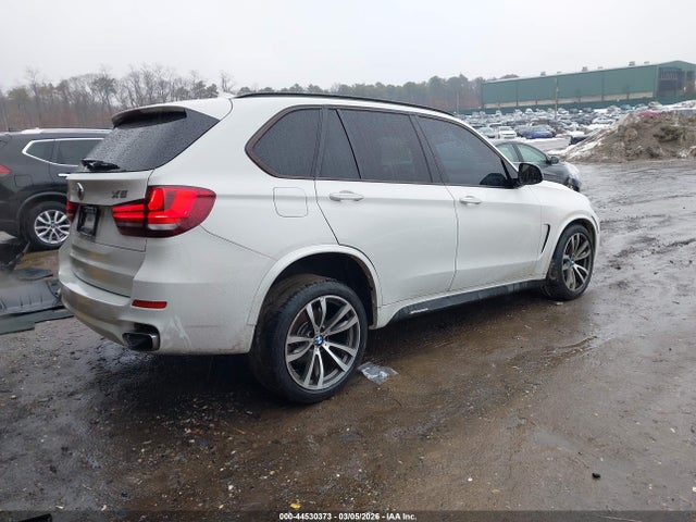 2016 BMW X5 5UXKR0C51G0S88500 Photo 3