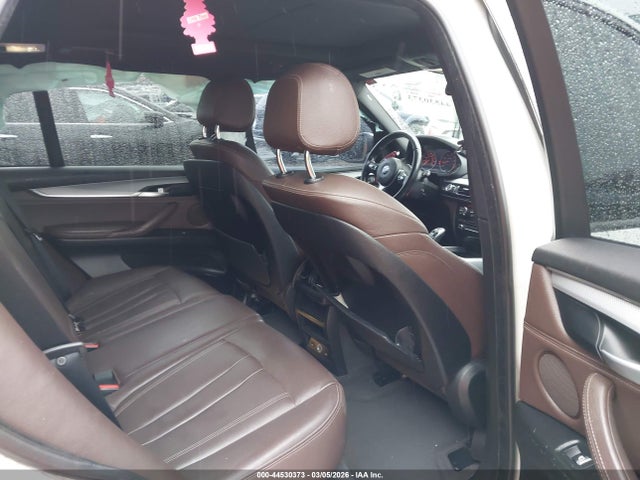 2016 BMW X5 5UXKR0C51G0S88500 Photo 7
