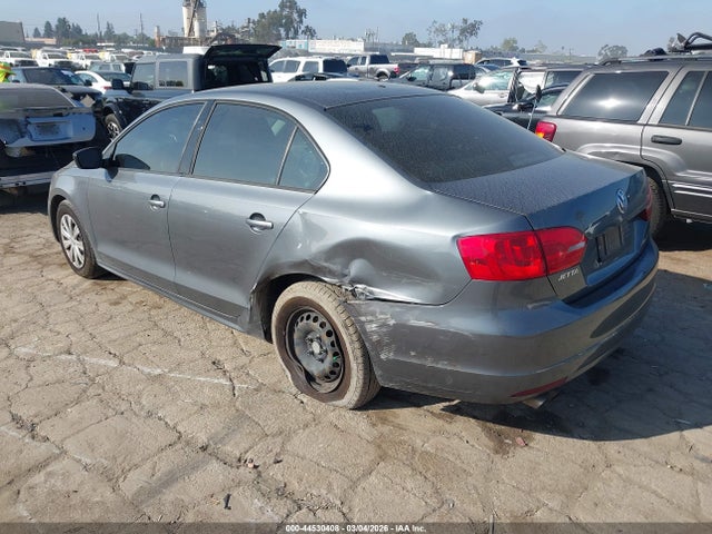 3VW1K7AJ4EM386082 Volkswagen Jetta 2.0l S