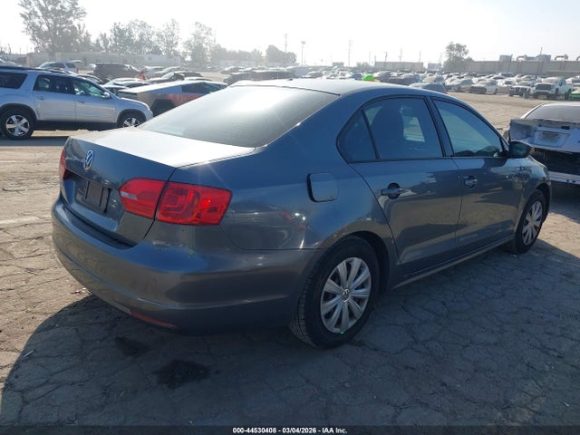 3VW1K7AJ4EM386082 Volkswagen Jetta 2.0l S