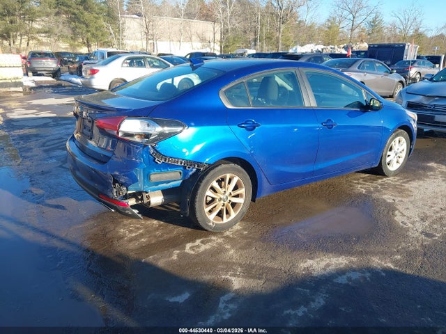 2017 KIA FORTE 3KPFL4A7XHE055837 Photo 3