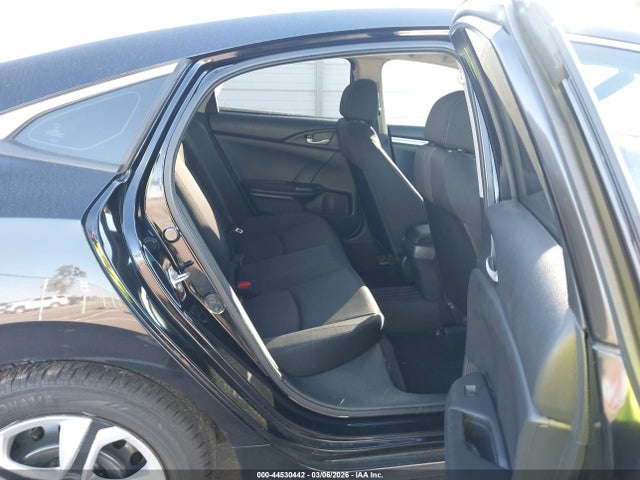 2HGFC2F58HH514204 Honda Civic Lx