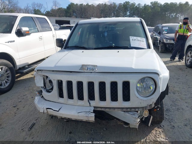 2017 Jeep Patriot Sport Fwd მანქანა იყიდება აუქციონზე, vin: 1C4NJPBB5HD158221, აუქციონის ნომერი: 44530446