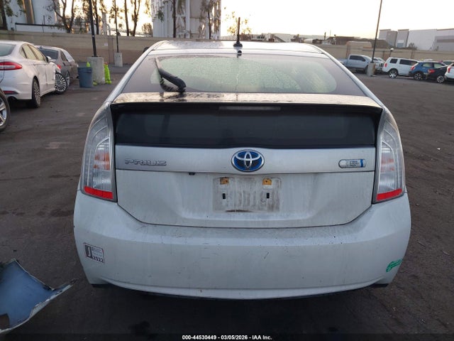 Toyota PRIUS PLUG-IN 2015 JTDKN3DP4F3068084 Image 17