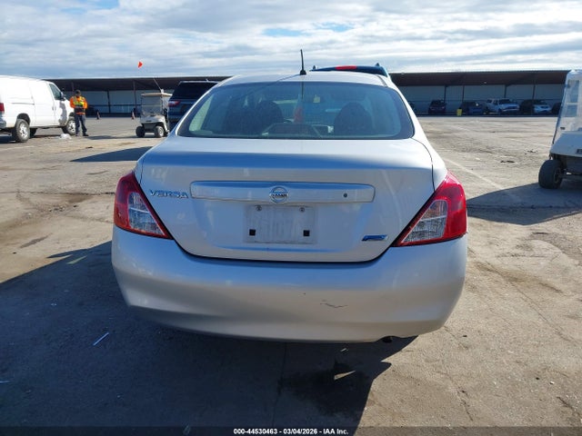 Nissan Versa 1.6 S 2014 3N1CN7AP1EL857640 Image 17