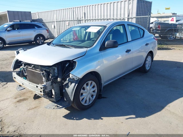 Nissan Versa 1.6 S 2014 3N1CN7AP1EL857640 Image 2