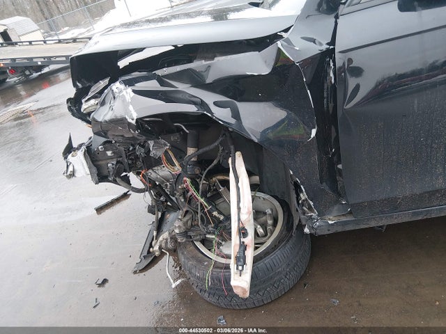 Продажа на аукционе авто 2013 Audi A4 2.0t Premium, vin: WAUDFAFL1DN038110, номер лота: 44530502