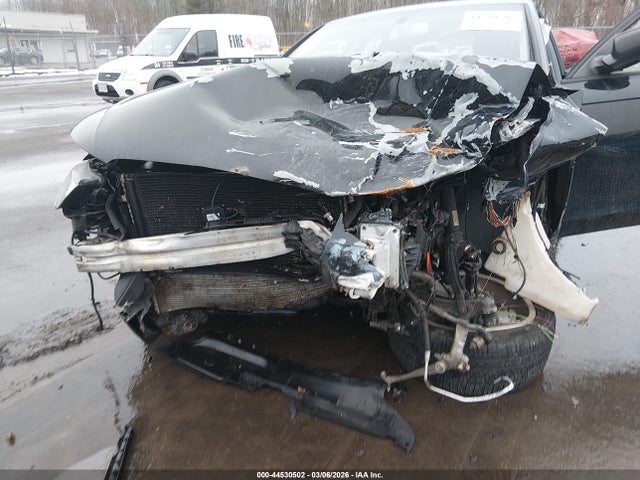 Продажа на аукционе авто 2013 Audi A4 2.0t Premium, vin: WAUDFAFL1DN038110, номер лота: 44530502