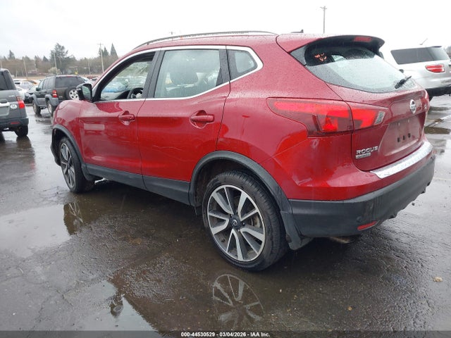 JN1BJ1CR5KW319807 Nissan Rogue Sport Sl