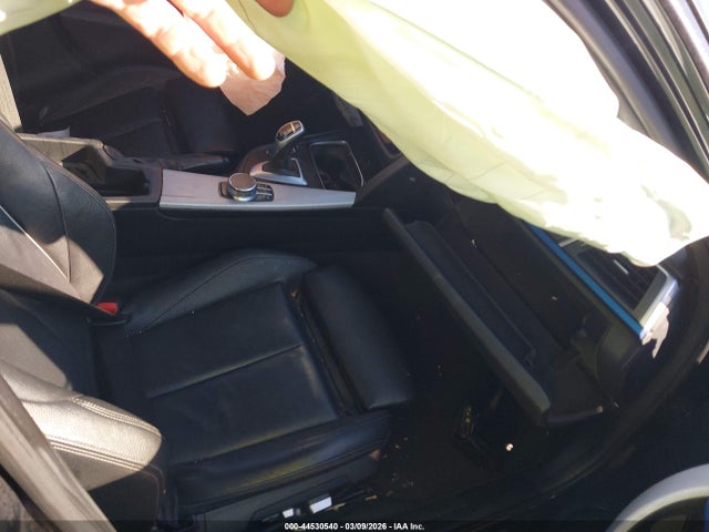 2018 BMW 340I WBA8B7C52JA585685 Photo 4