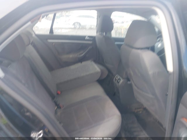 44530544 :رقم المزاد ، 3VWHG71K87M135870 vin ، 2007 Volkswagen Jetta 2.5 مزاد بيع