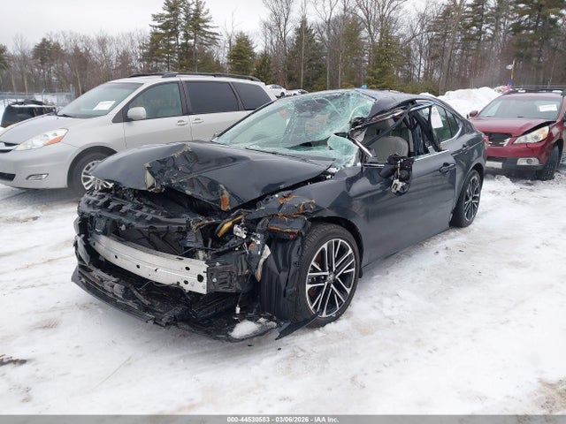 Toyota CAMRY XLE 2025 4T1DBADK8SU538210 Image 2
