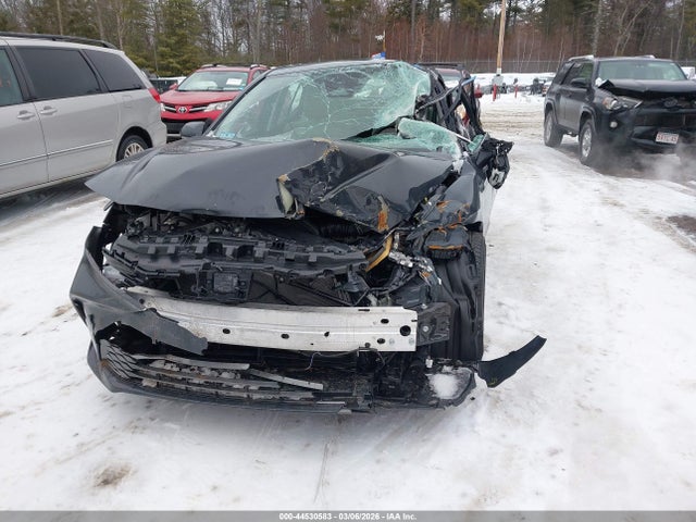 Toyota CAMRY XLE 2025 4T1DBADK8SU538210 Image 6