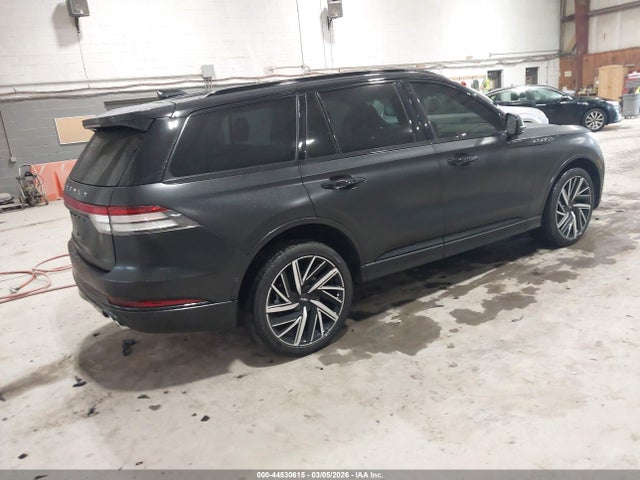 Lincoln Aviator Black Label 2025 5LM5J9XC7SGL20197 Image 4