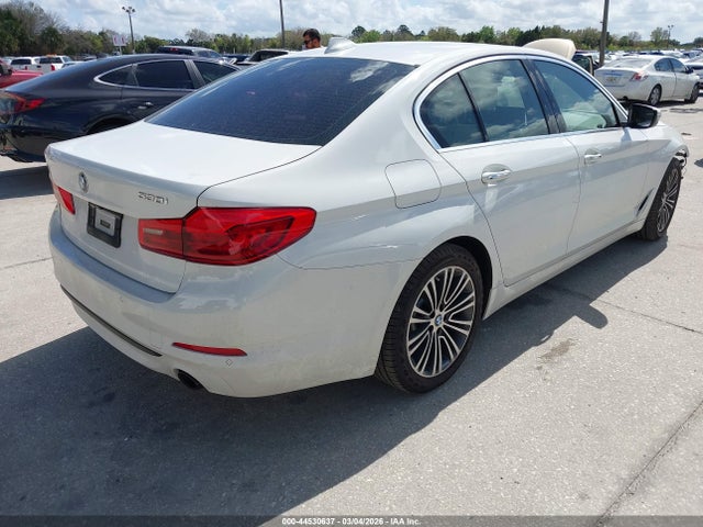 2018 BMW 530I WBAJA5C50JWA37005 Photo 3