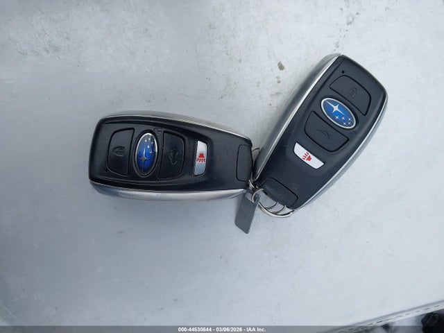 4S3BNEN61H3018683 Subaru Legacy 3.6r Limited