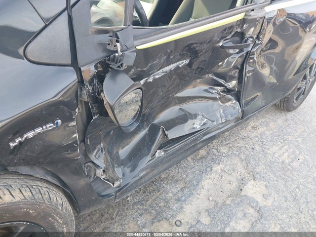 JTDKDTB36G1120590 Toyota Prius C Persona Series