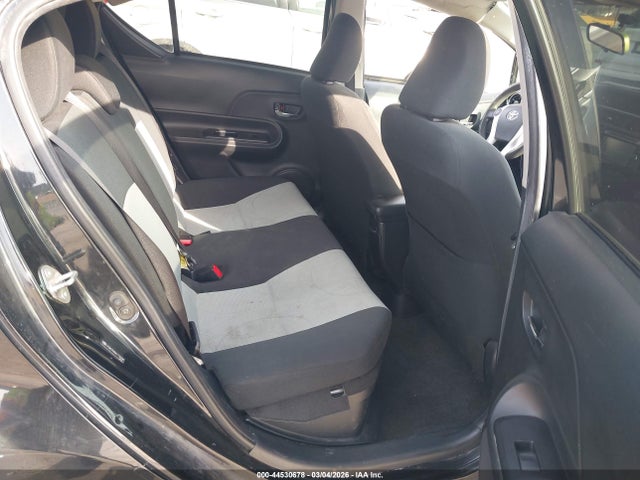 JTDKDTB36G1120590 Toyota Prius C Persona Series